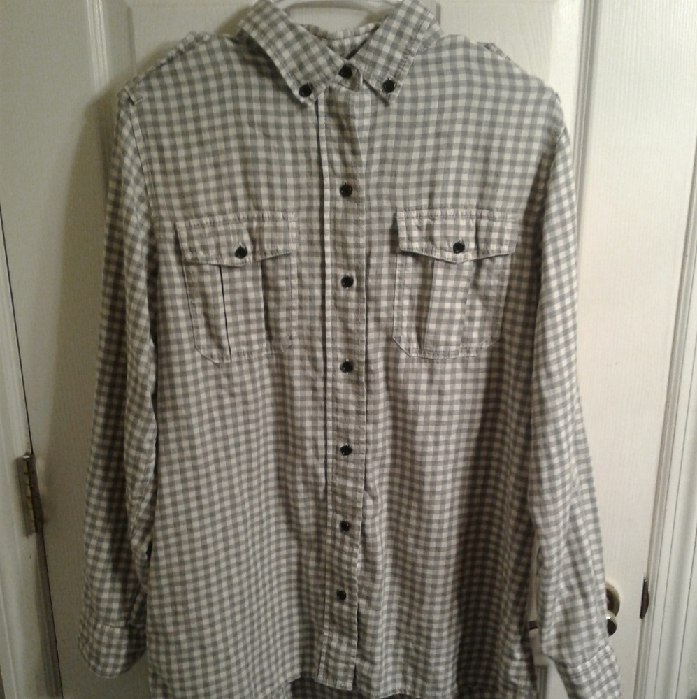 Plaid top
